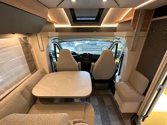 HYMER-ERIBA Future 430 T 